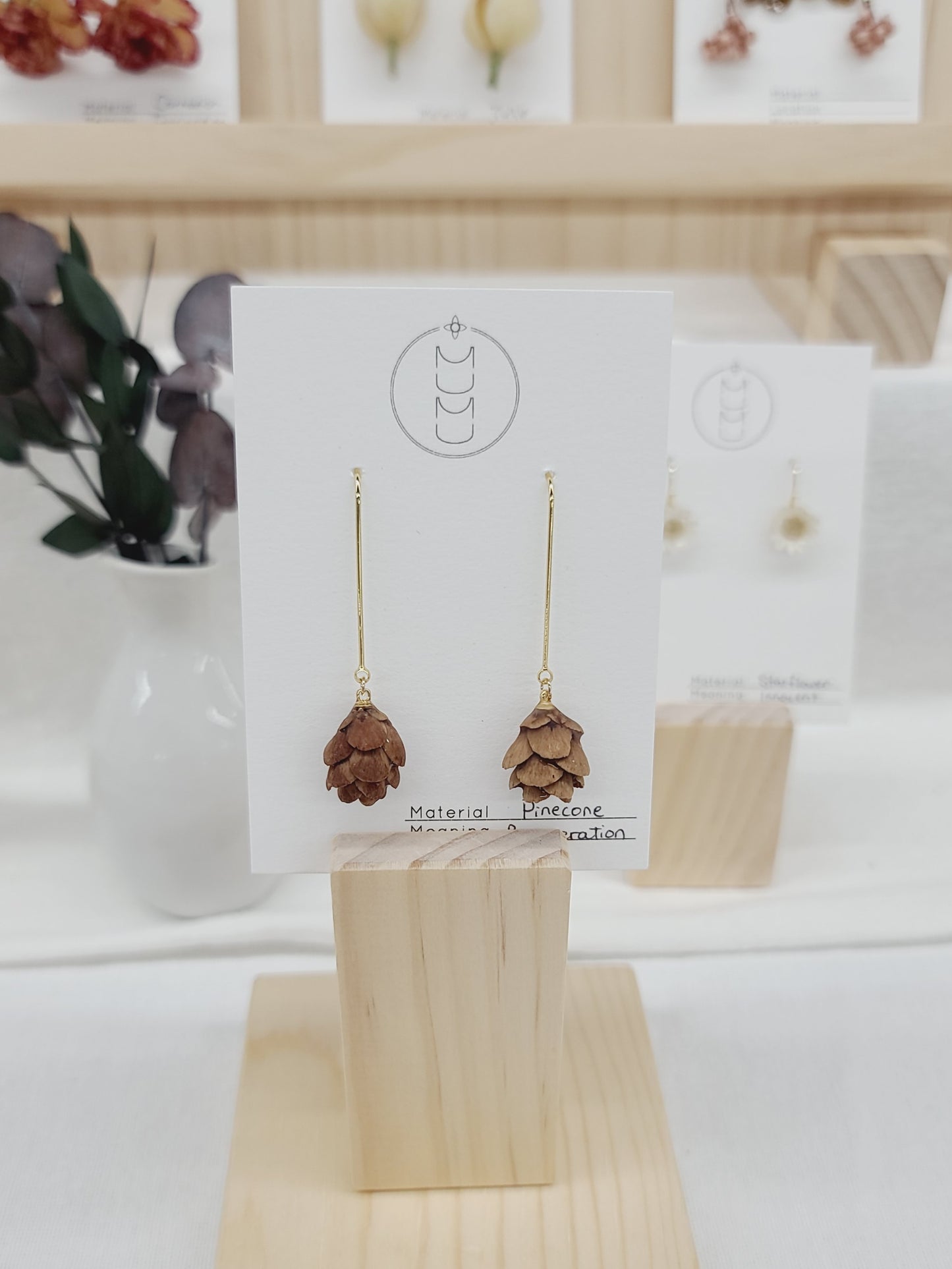 Pinecone Earrings ~Brown~