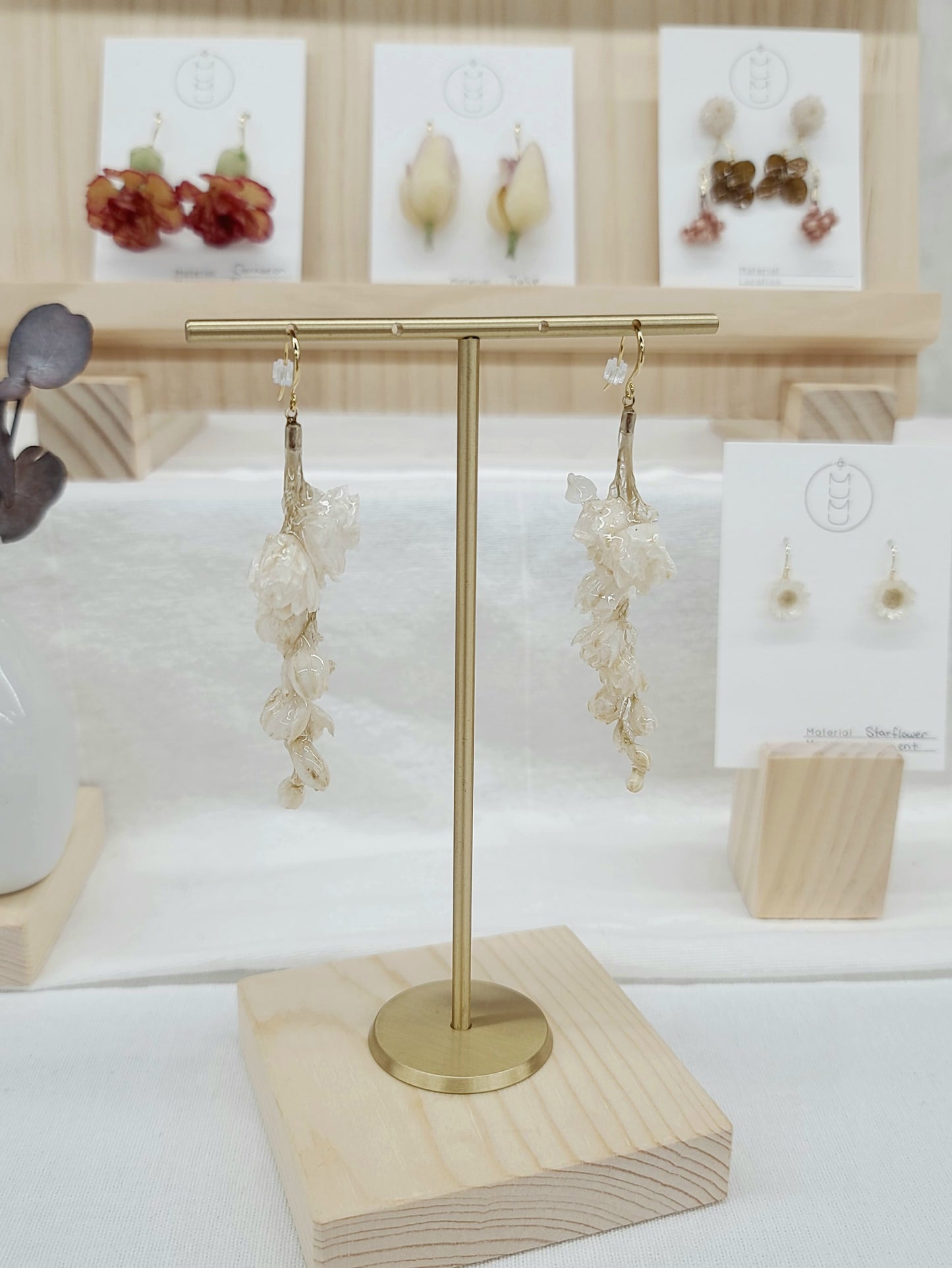 Delphinium Earrings ~White~