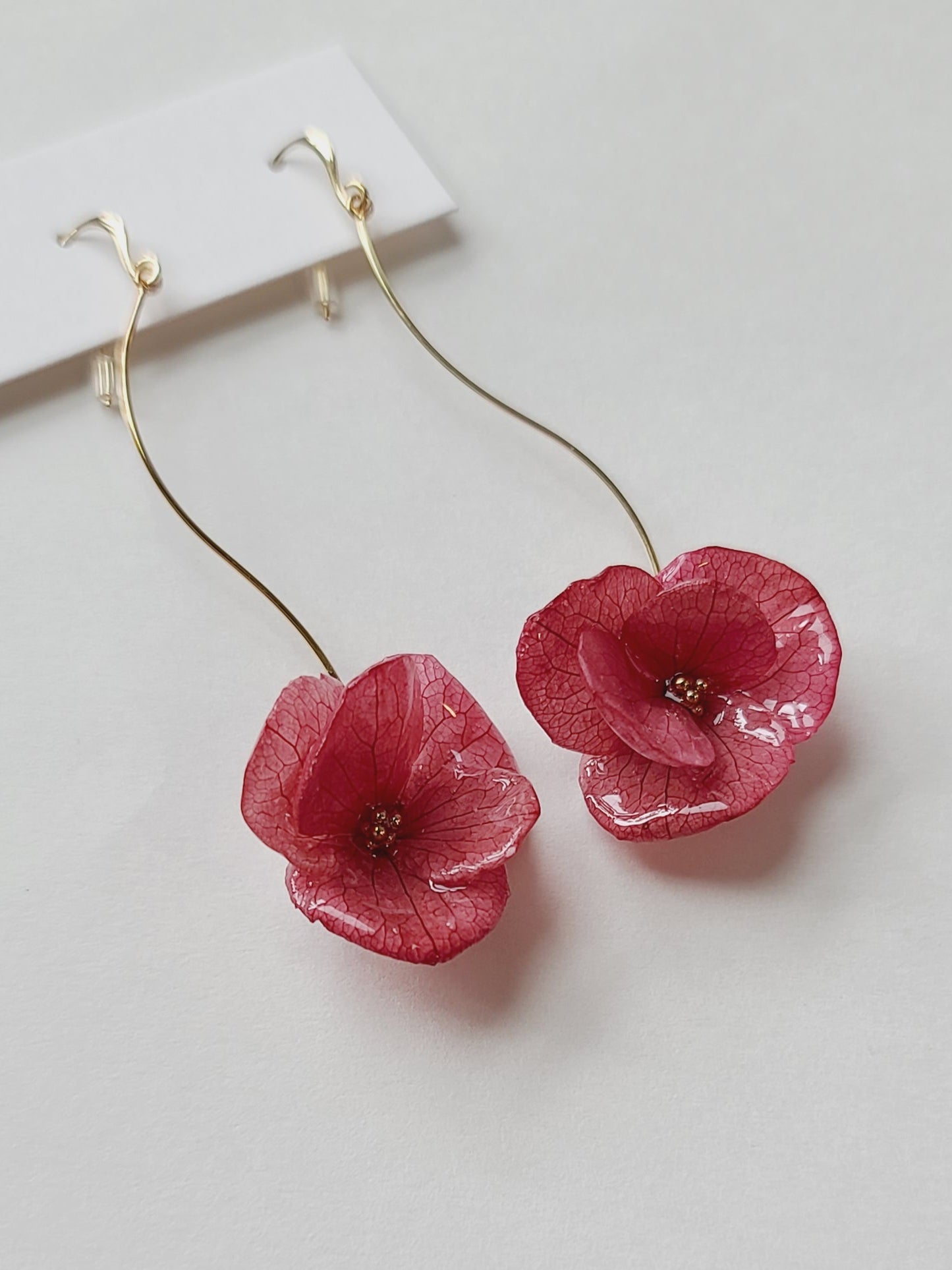 Hydrangea - Dangle ~Red~
