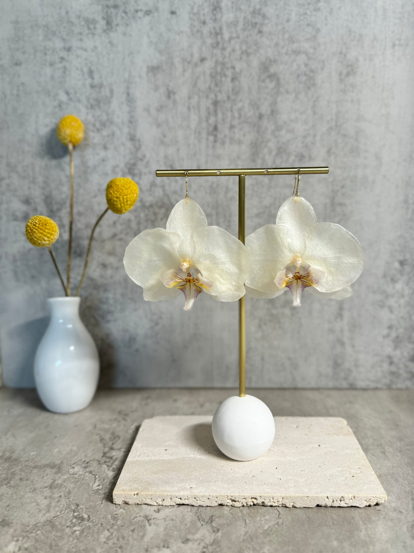 Orchid (L)