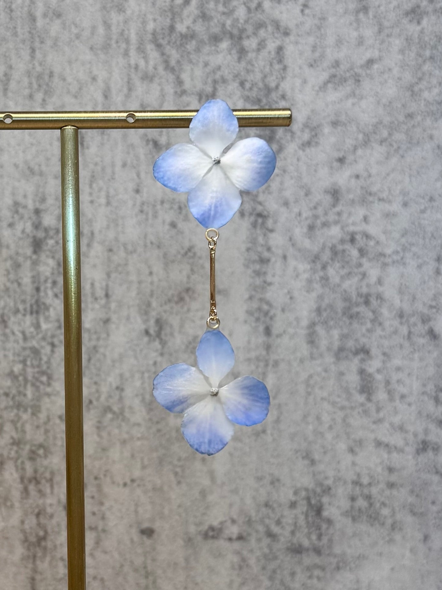 Hydrangea dangle