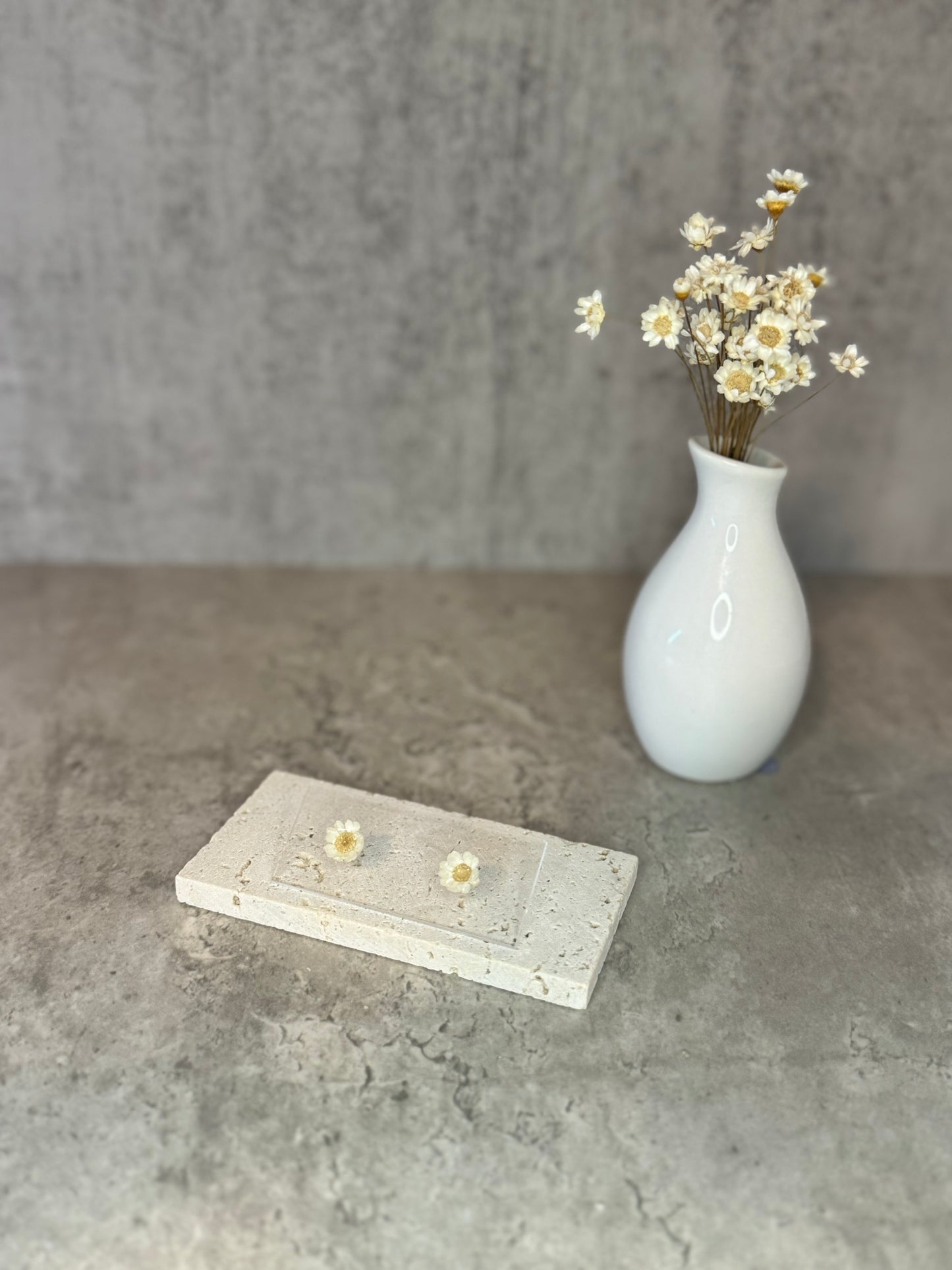 Starflower Stud Earrings ~White~