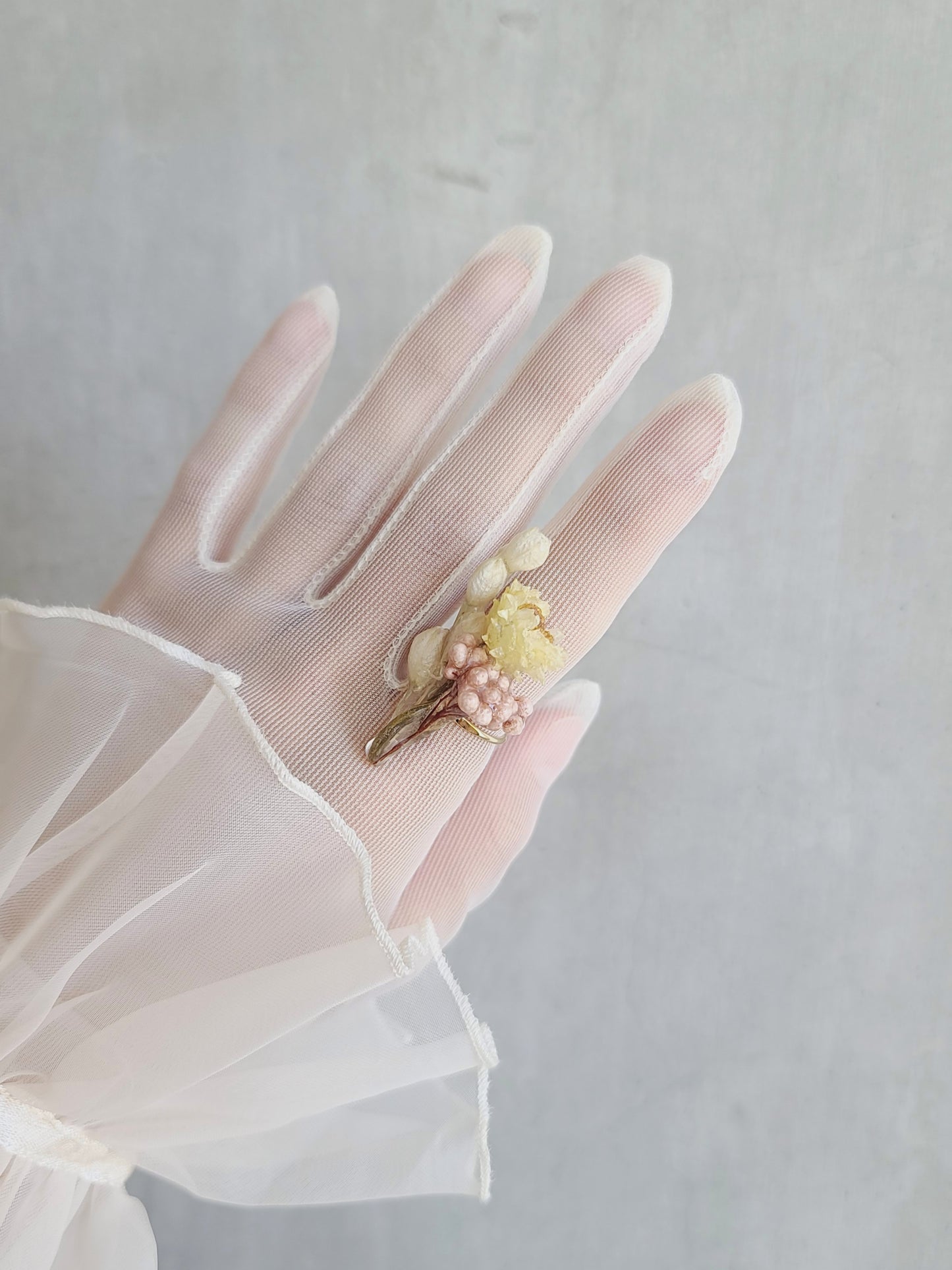 Bouquet Ring ~Ammobium x Rice Flower~