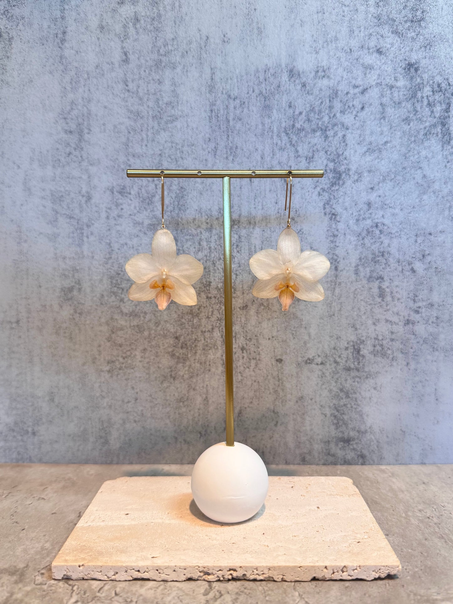 Orchid Earrings ~Beige~